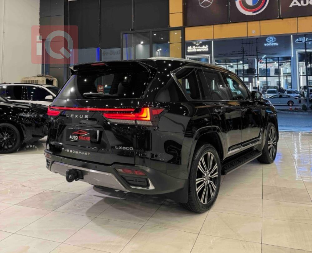 Lexus LX